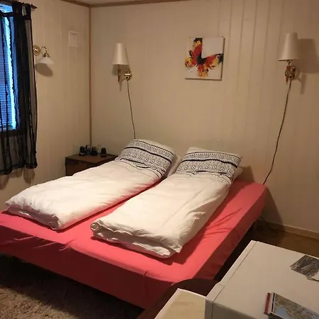 Sommerskaret 14 8310 * Kabelvag