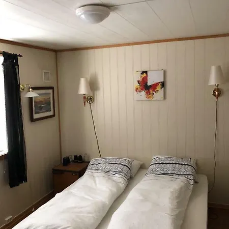 ホームステイ Sommerskaret 14 8310 カベルヴォーグ